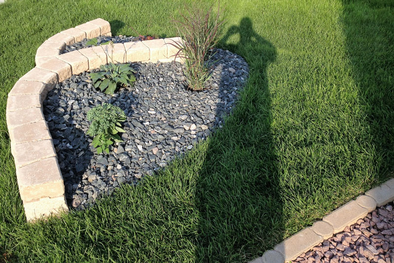 Stone and boulder feature